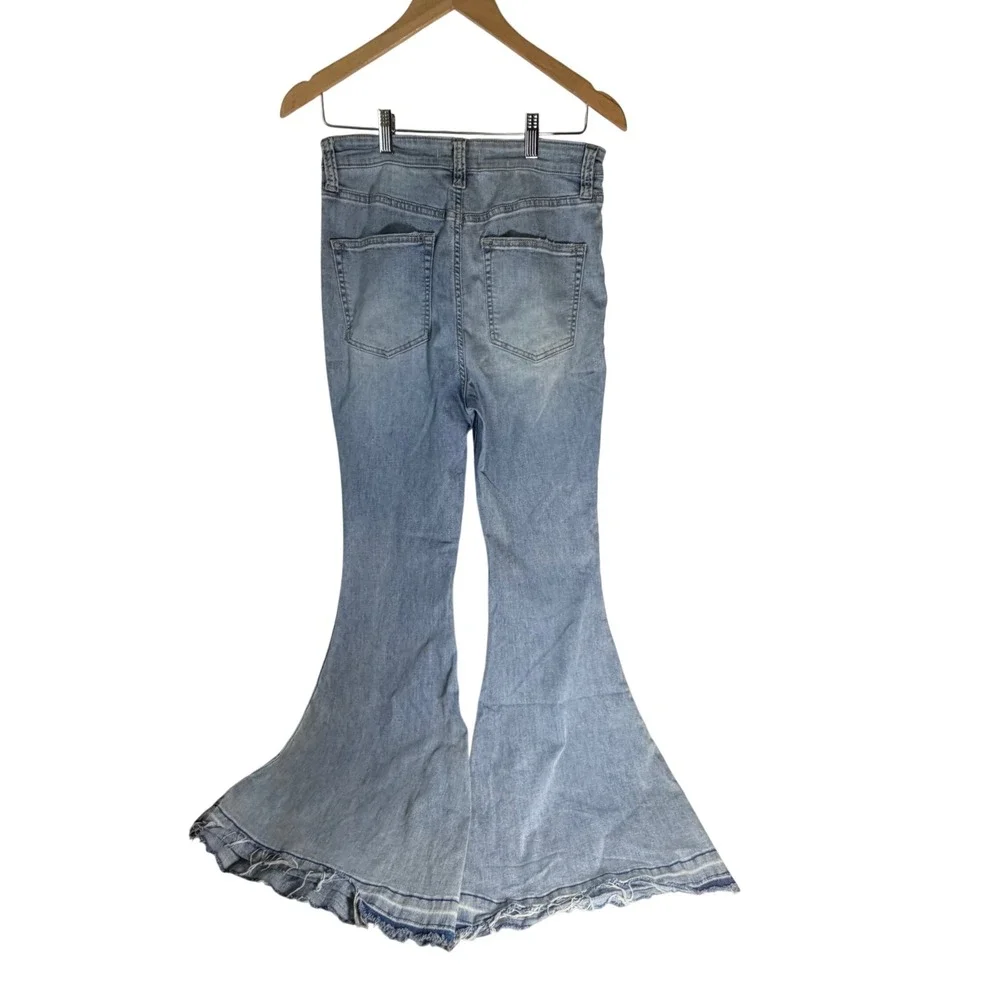 We The‎ Free Free People Just Float On Flare Jeans Light Wash Button Fly 31